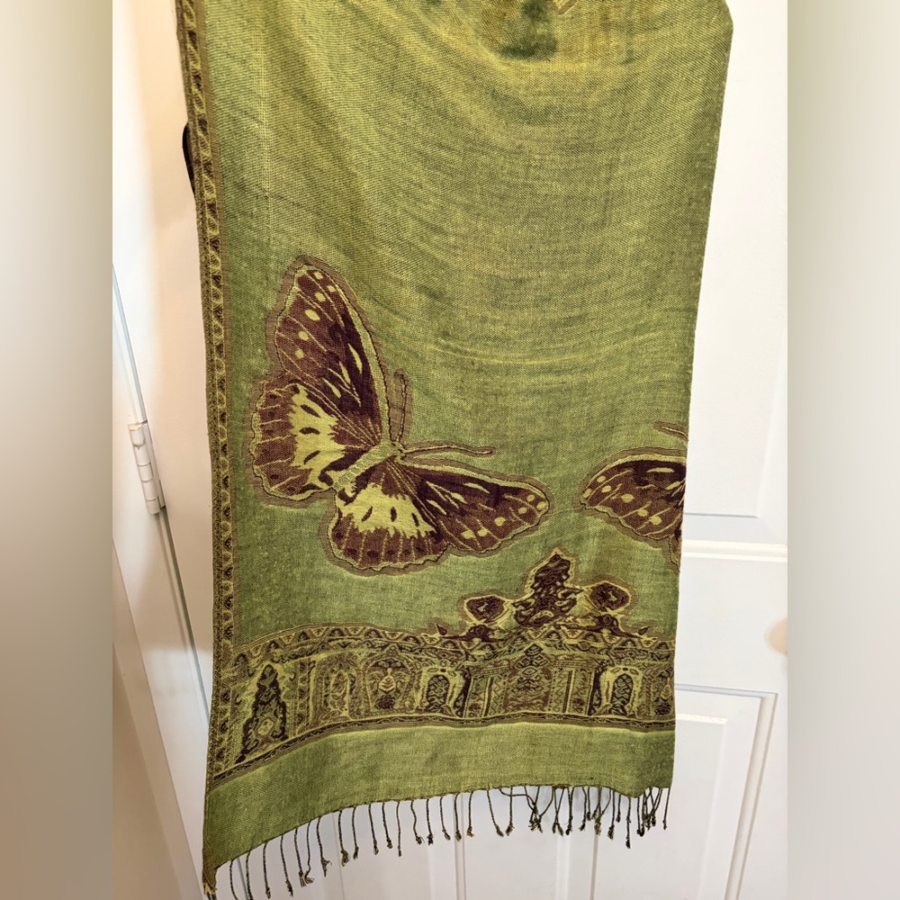 🦋Reversible Butterfly Silk-Blend Pashmina Wrap in Olive & Chocolate🦋Scarf - Picture 6 of 14